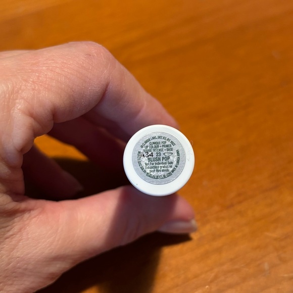 Clinique Pop Lip Color Lipstick + Primer Blush Pop - Picture 9 of 15
